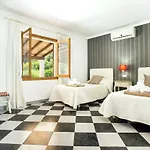 New! Orquidea - Walking Distance To 'la Sort' Villa
